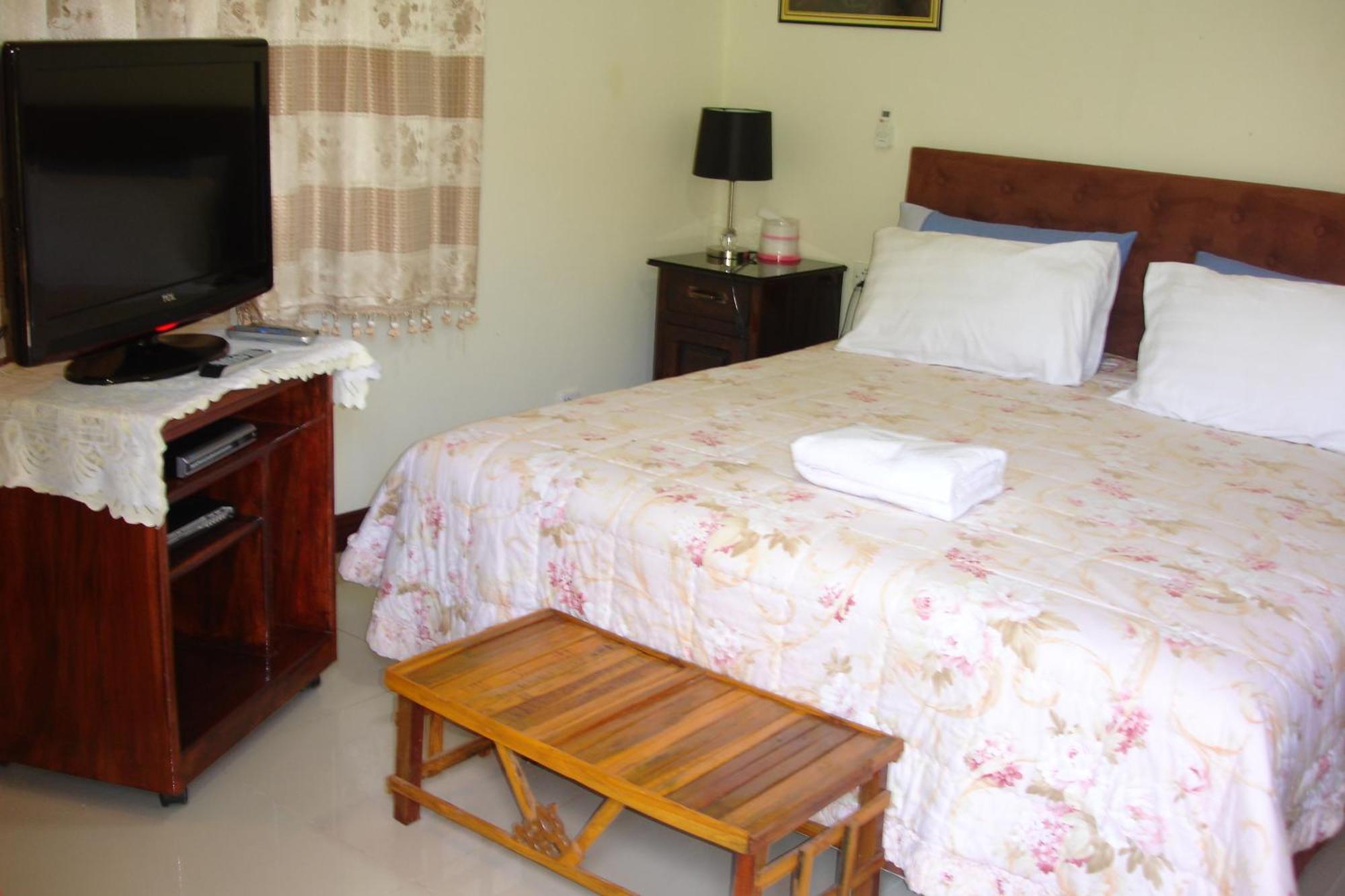 Home Stay Stc Bed And Breakfast Удон-Тхани Экстерьер фото