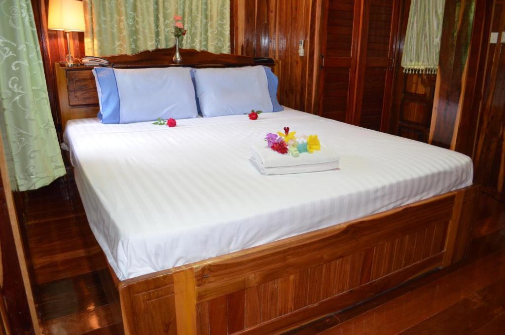 Home Stay Stc Bed And Breakfast Удон-Тхани Номер фото